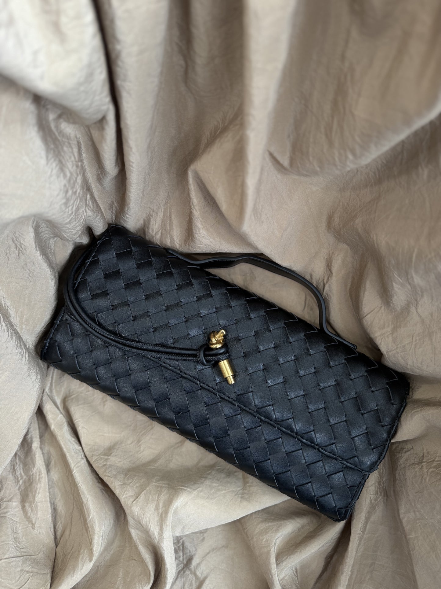 MILA - CLUTCH BAG (BLACK)
