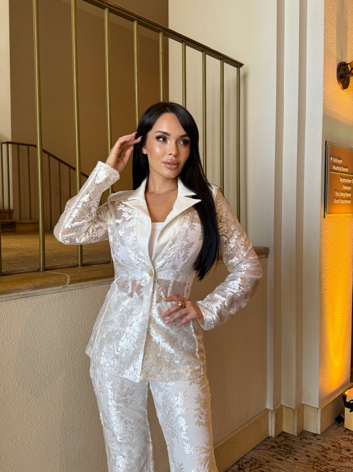 KATE - LACE PANTS SET